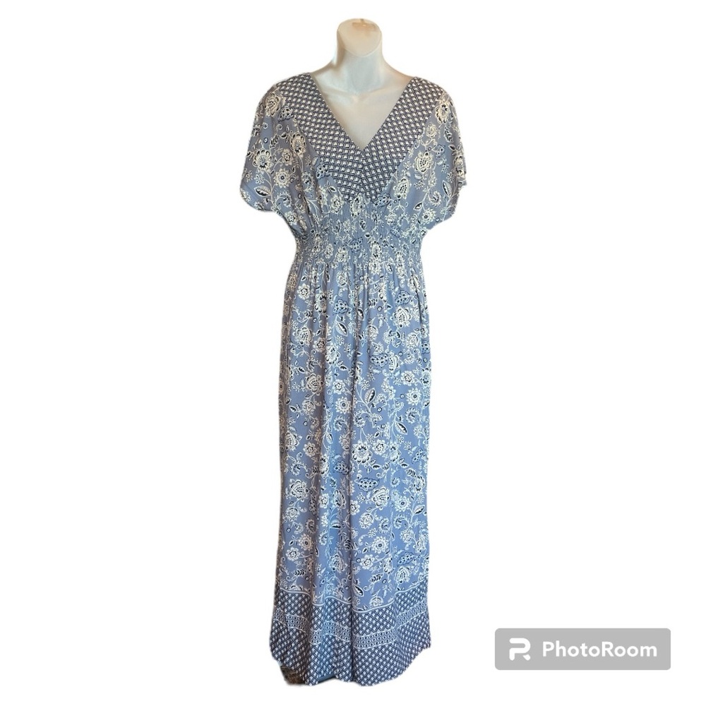 Just The Girl Women’s Cornflower Blue Floral Cropped Jumpsuit size large